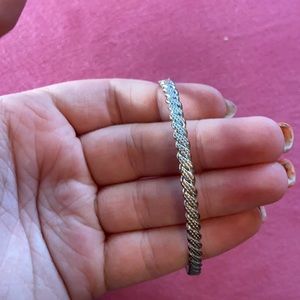 Metal bracelet